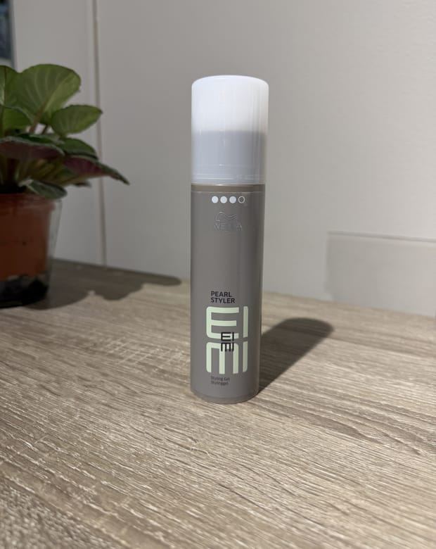 Wella EIMI Pearl Styler stylinggel — säljs hos Kvarnens Klippotek, frisör i Uppsala
