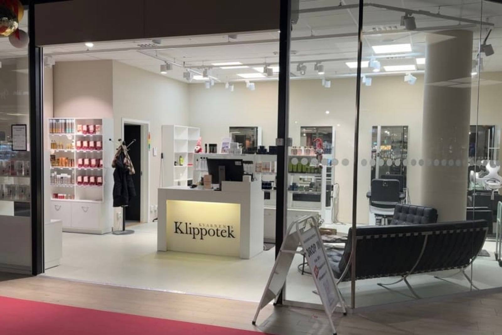 Kvarnens Klippotek i Kvarnen-gallerian vid Vaksala torg i Uppsala, entré och reception